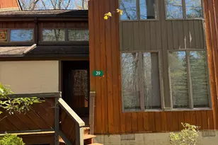 39 Ruffed Grouse Ct, Lake Harmony, PA 18624 - Photo 1