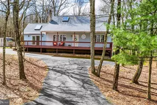 59 White Birch Dr, Jim Thorpe, PA 18229 - Photo 2
