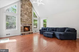 109 Lake Dr, Lake Harmony, PA 18624 - Photo 4