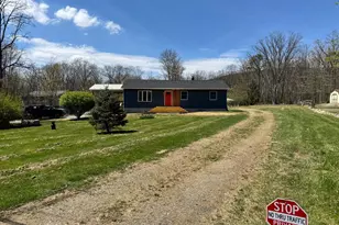 1067 Broadview Dr, Jim Thorpe, PA 18229 - Photo 4
