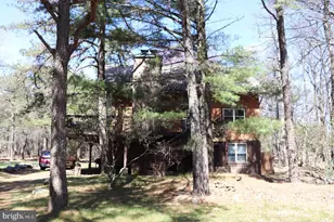 20 Birch St, Lake Harmony, PA 18624 - Photo 2