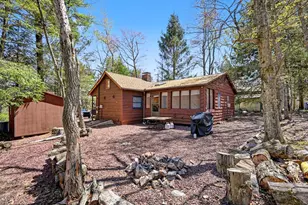 9 Crest Dr, Lake Harmony, PA 18624 - Photo 46