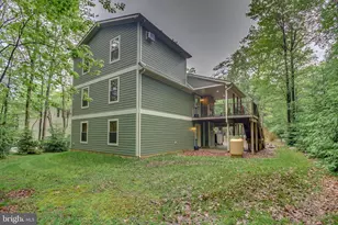 87 Pineknoll Dr, Lake Harmony, PA 18624 - Photo 4