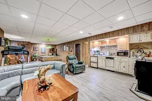 18 Hazlewood, Lake Harmony, PA 18624 - Photo 74