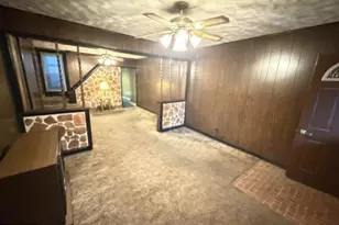 21 W Bertsch St, Lansford, PA 18232 - Photo 6