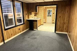 21 W Bertsch St, Lansford, PA 18232 - Photo 10