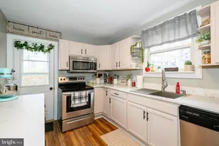 112 Amidon St, Summit Hill, PA 18250 - Photo 1