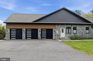95 Nottingham Ct, Palmerton, PA 18071 - Photo 16