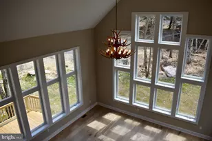 101 Lindbergh Cir, Albrightsville, PA 18210 - Photo 4