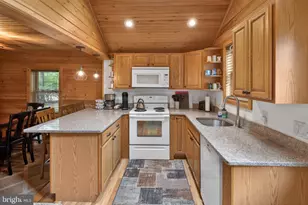 121 S Lake Dr, Lake Harmony, PA 18624 - Photo 20