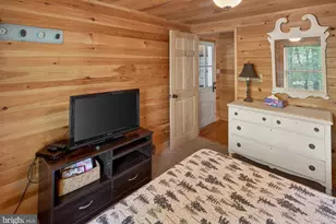 121 S Lake Dr, Lake Harmony, PA 18624 - Photo 22