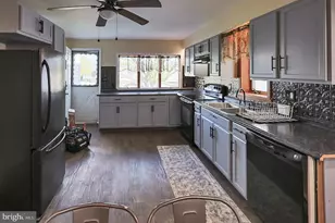 230 E Fell St, Summit Hill, PA 18250 - Photo 6