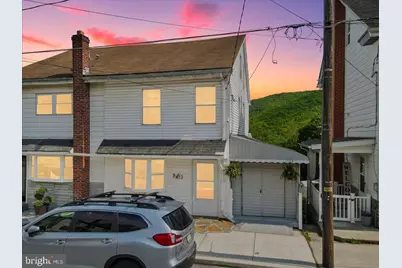 413 South Avenue, Jim Thorpe, PA 18229 - Photo 2
