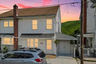 413 South Ave, Jim Thorpe, PA 18229 - Photo 2