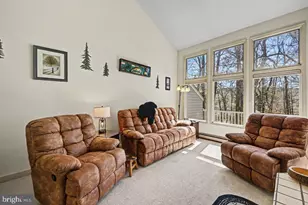 5 Beachwood Ct, Lake Harmony, PA 18624 - Photo 10