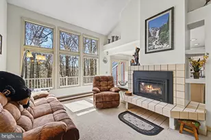 5 Beachwood Ct, Lake Harmony, PA 18624 - Photo 1