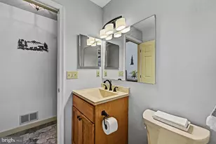 5 Beachwood Ct, Lake Harmony, PA 18624 - Photo 24