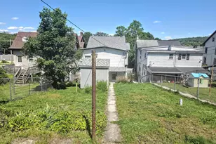 318 N 1st St, Lehighton, PA 18235 - Photo 36