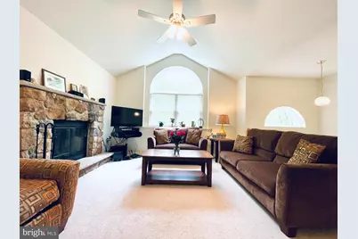 9 Sycamore Circle, Albrightsville, PA 18210 - Photo 4
