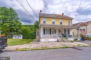 512 South St, Jim Thorpe, PA 18229 - Photo 1