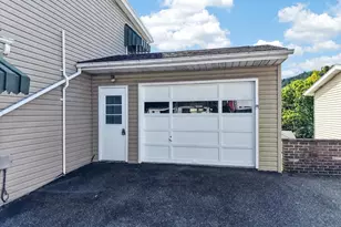 128 W Columbus Ave, Nesquehoning, PA 18240 - Photo 56