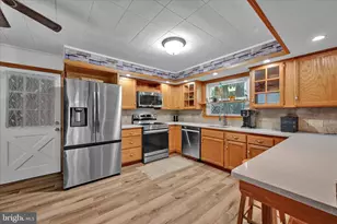 427 E Railroad St, Nesquehoning, PA 18240 - Photo 12