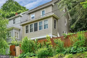 427 E Railroad St, Nesquehoning, PA 18240 - Photo 4
