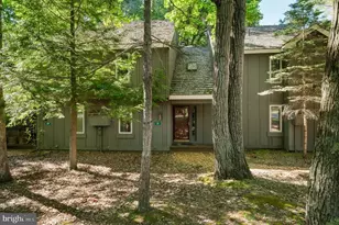 31 Downhill, Lake Harmony, PA 18624 - Photo 1