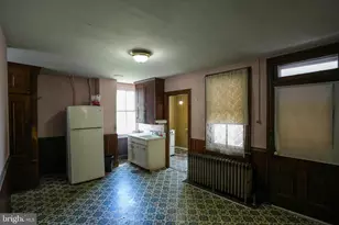 135 S 2nd St, Lehighton, PA 18235 - Photo 8