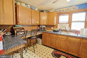 443 E Abbott St, Lansford, PA 18232 - Photo 8