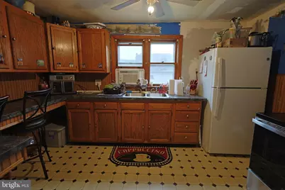 443 E Abbott Street, Lansford, PA 18232 - Photo 6