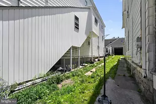 200 W Bertsch St, Lansford, PA 18232 - Photo 44