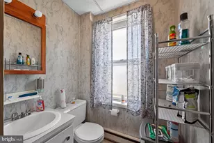 200 W Bertsch St, Lansford, PA 18232 - Photo 20