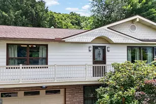 34 W Water St, Lansford, PA 18232 - Photo 6