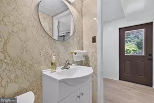 34 W Water St, Lansford, PA 18232 - Photo 54