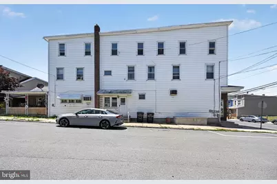 200 W Bertsch Street, Lansford, PA 18232 - Photo 2