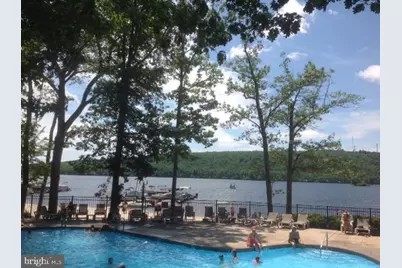341 Woodsbluff Ct., Lake Harmony, PA 18624 - Photo 6