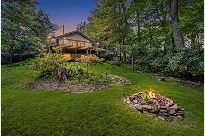 27 W Fern, Lake Harmony, PA 18624 - Photo 2
