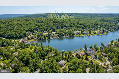 119 N Lake Drive, Lake Harmony, PA 18624 - Photo 4