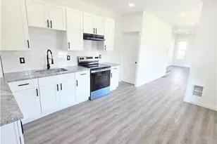 259 N 5th St, Lehighton, PA 18235 - Photo 10