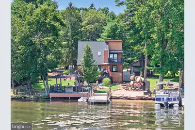 240 S Lake Drive, Lake Harmony, PA 18624 - Photo 4