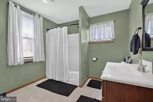 204 N 7th St, Lehighton, PA 18235 - Photo 32