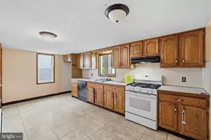242 Hudsondale St, Weatherly, PA 18255 - Photo 10