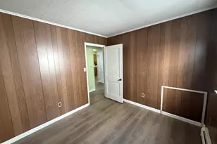 8 E Holland St, Summit Hill, PA 18250 - Photo 14