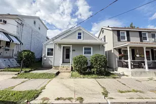 8 E Holland St, Summit Hill, PA 18250 - Photo 4