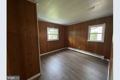 8 E Holland Street, Summit Hill, PA 18250 - Photo 16
