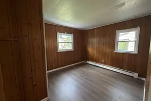 8 E Holland St, Summit Hill, PA 18250 - Photo 16