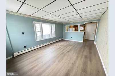 8 E Holland Street, Summit Hill, PA 18250 - Photo 6