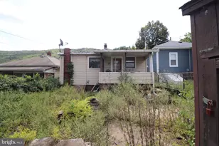 249 Ave B, Palmerton, PA 18071 - Photo 12