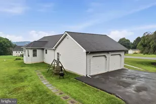 235 Country Acres Dr, Kunkletown, PA 18058 - Photo 14
